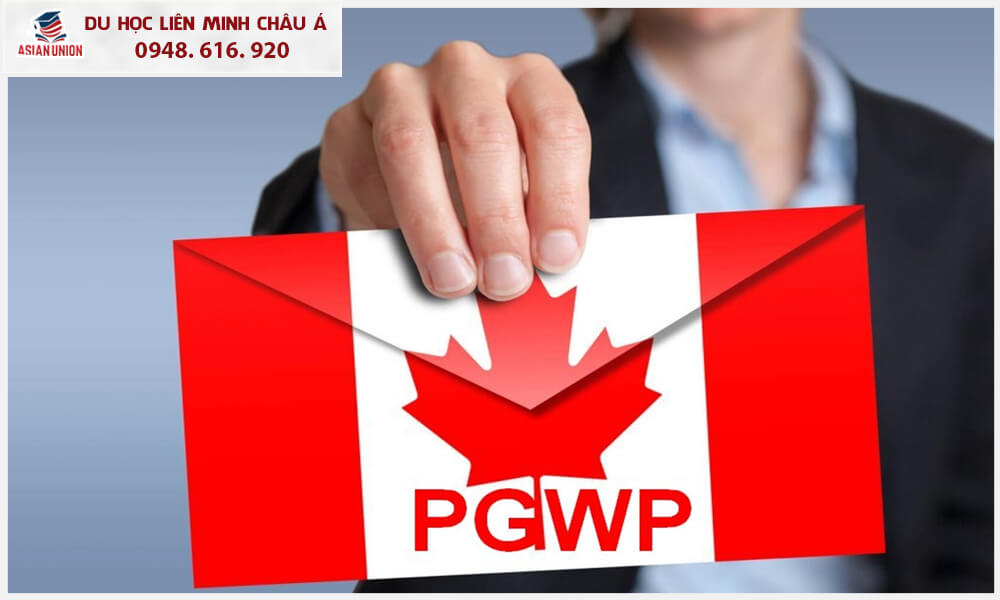IRCC công bố chương trình mới về việc gia hạn Giấy phép lao động (PGWP)