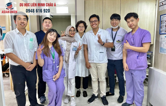 Du học Thái Lan ngành y