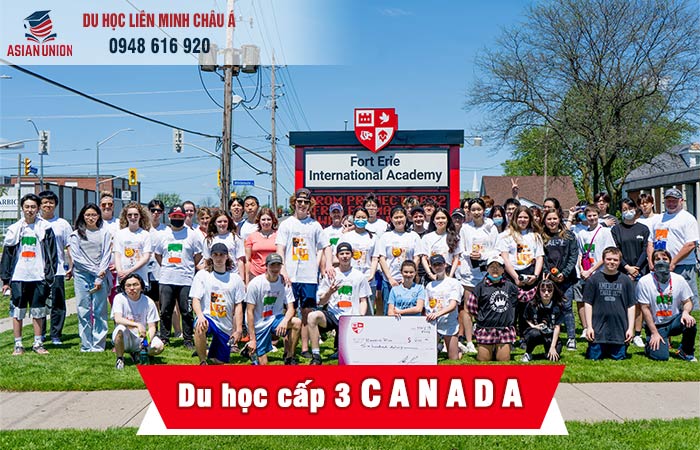 học sinh tại trường FEIA Canada